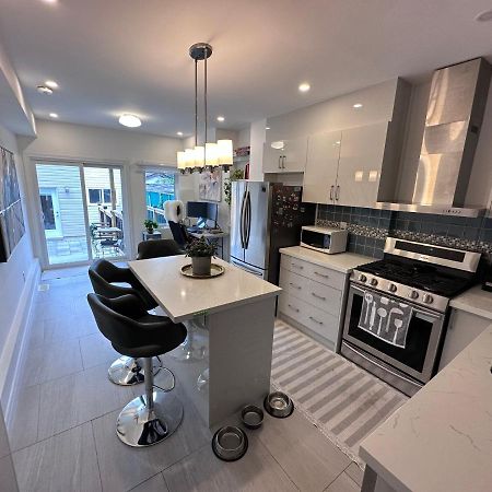 Toronto Great Located Apartment Bagian luar foto